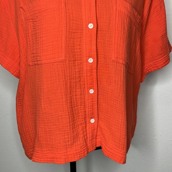 Madewell size Large lightspun beachside  button up top - Picture 5 of 13